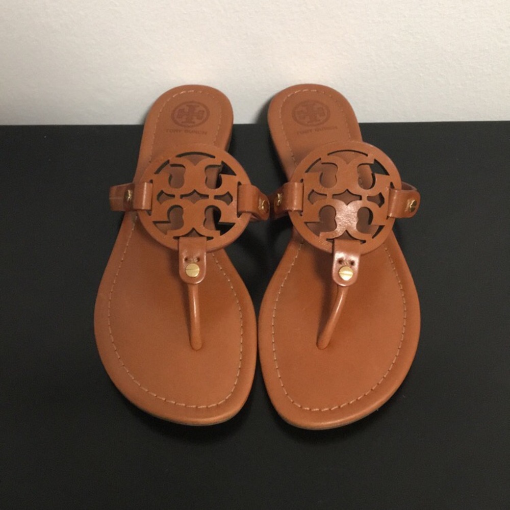 TORY BURCH MILLER SANDAL!
